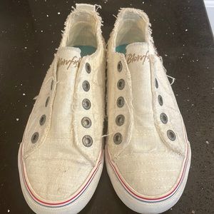Womens Blowfish Shoes- size 6.5
